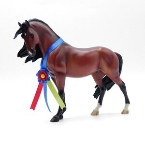 BREYER Traditional Model No. 1433 Padre BLM Mustang Stallion Spirit Mold RETIRED